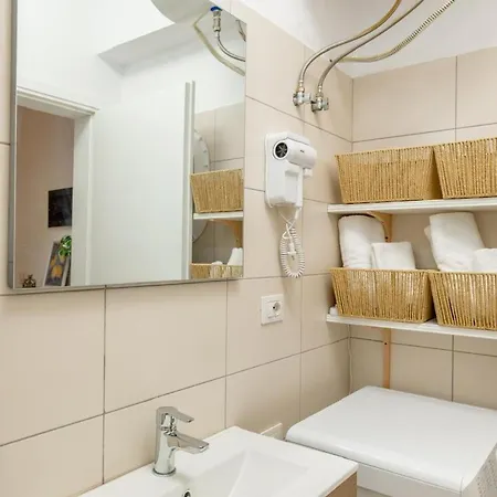 Arline's Luxury Retreat House Sarandë