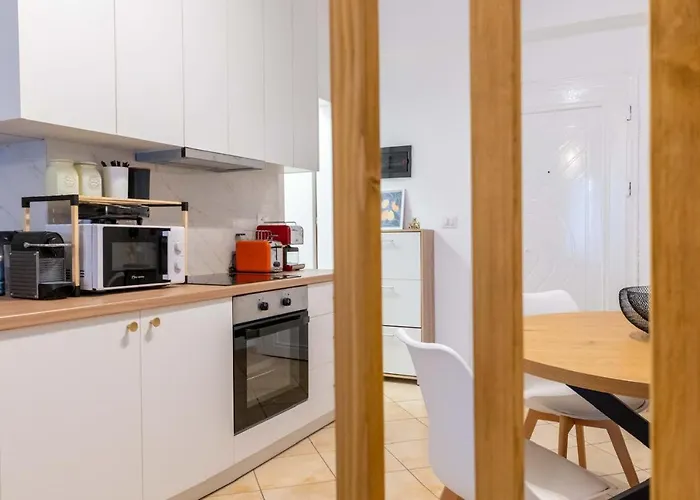 Arline's Luxury Retreat House *