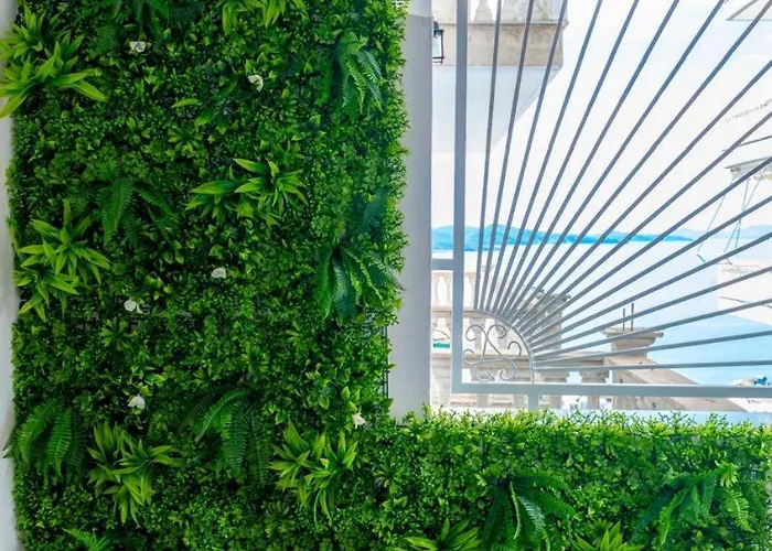 Arline's Luxury Retreat House Apartment