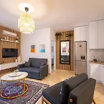 Arline's Luxury Retreat House