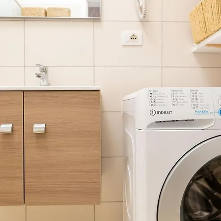 Arline's Luxury Retreat House Saranda