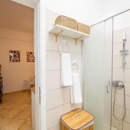 Arline's Luxury Retreat House Apartament *