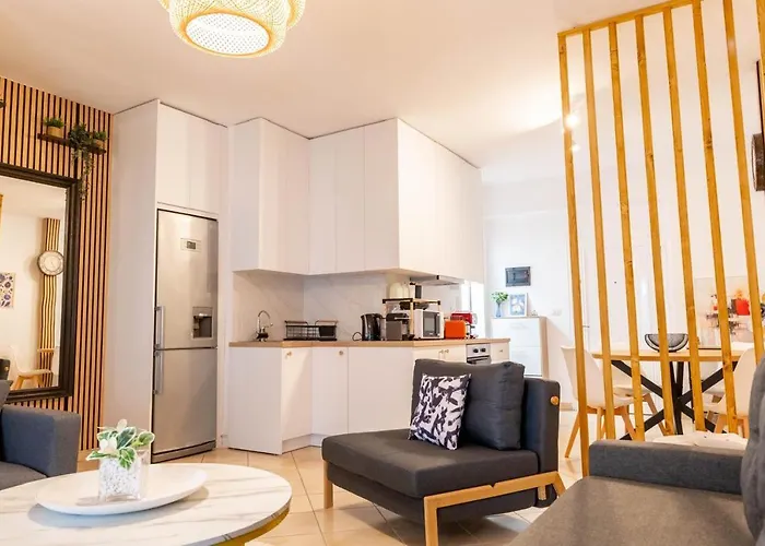 Apartamento Arline's Luxury Retreat House